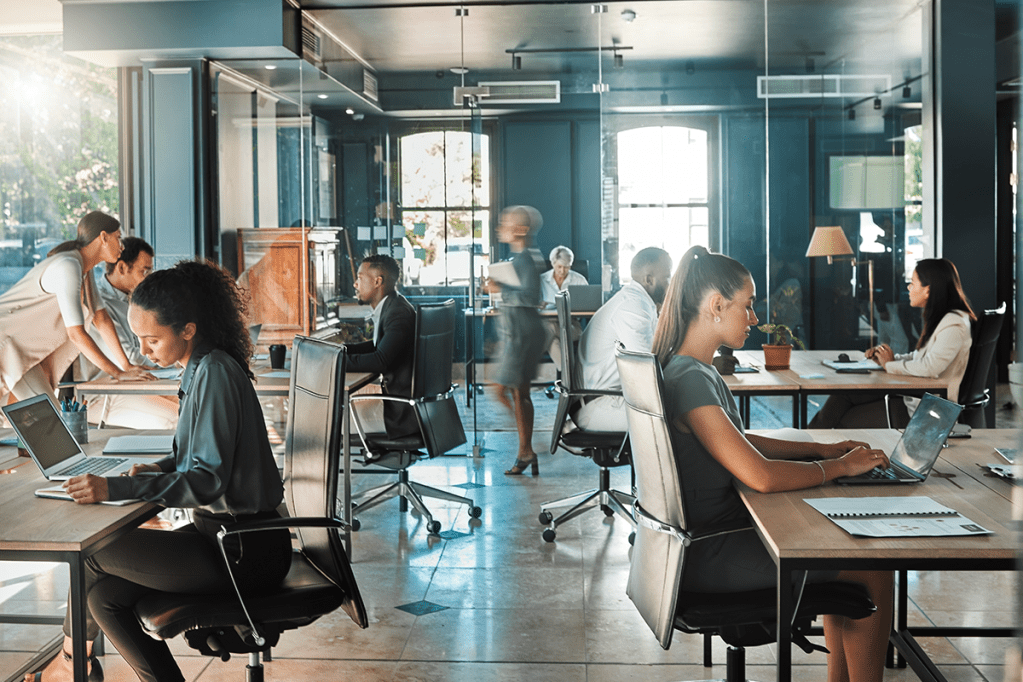 Top 3 Challenges in Commercial Office Sector & How to Solve Them